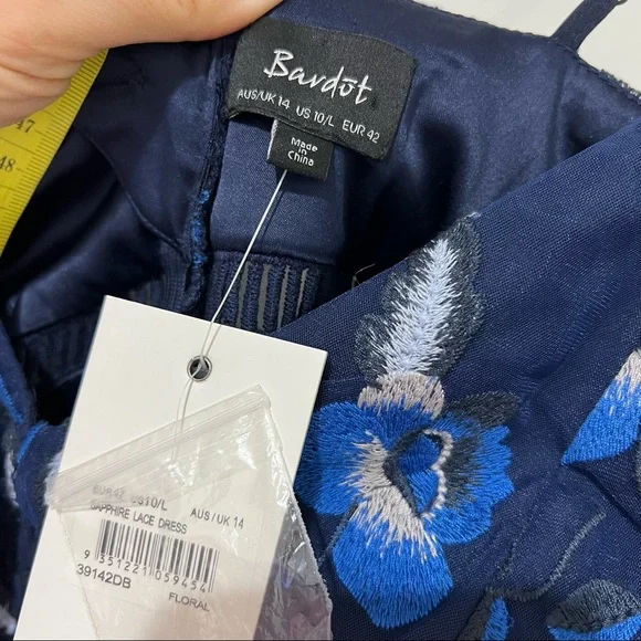 Revolve X Bardot Sapphire Lace Midi floral dress Sz L NWT - Picture 7 of 15